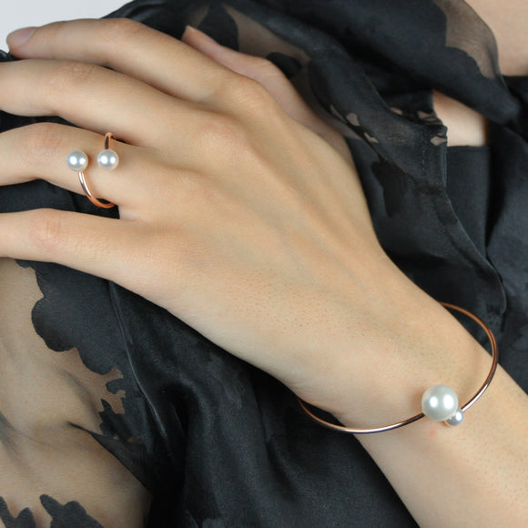 Rose Cuff Pearl